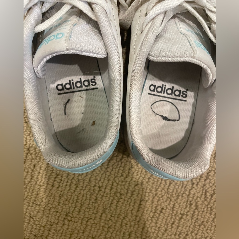 Adidas - Picture 4 of 6